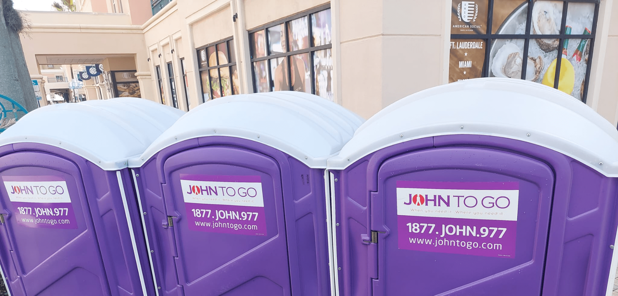 portable toilets near Boca Raton shopping center