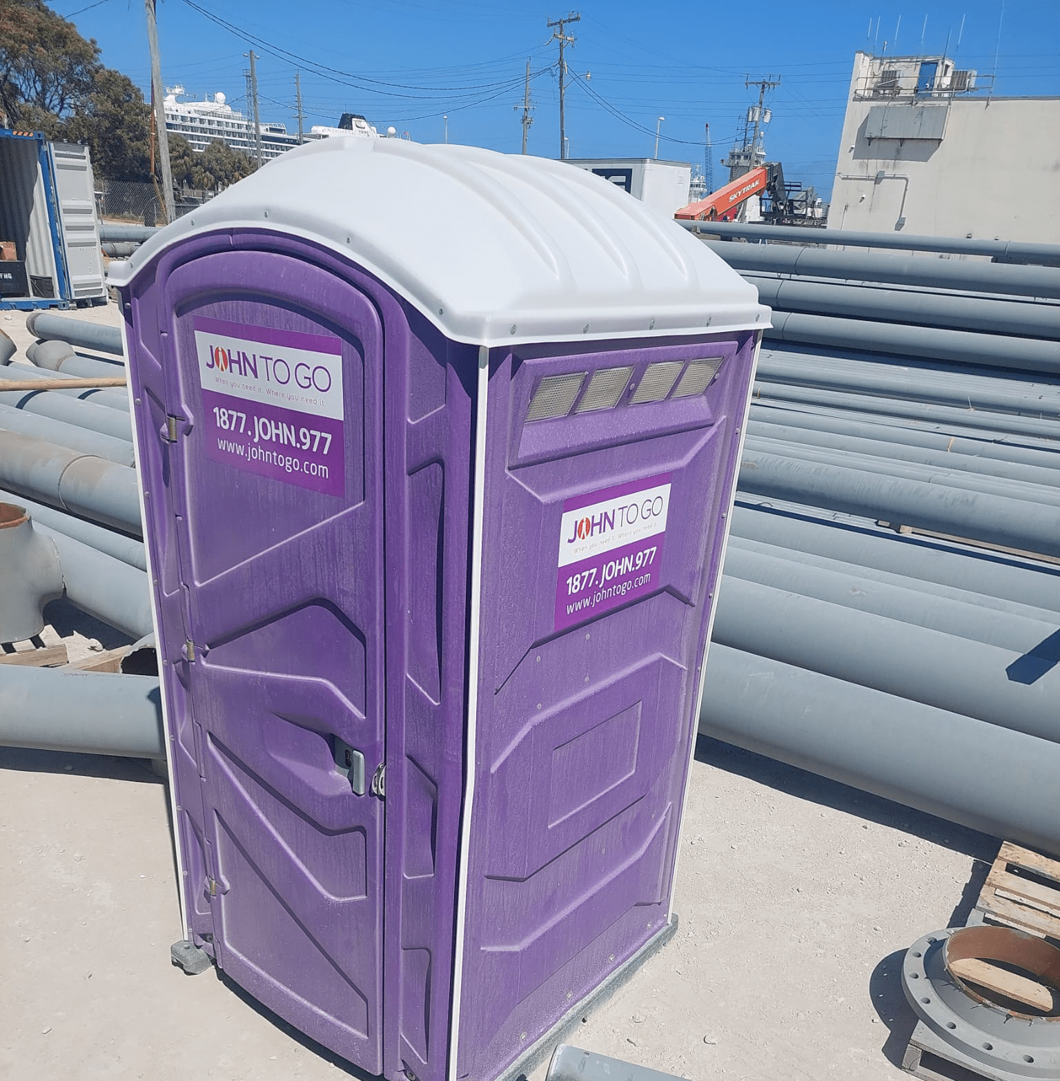 porta potty at construction unit in Florida