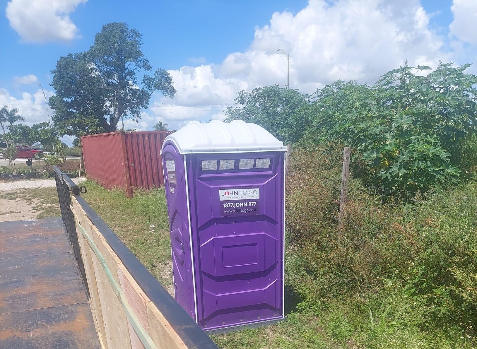 porta potty mobile restroom