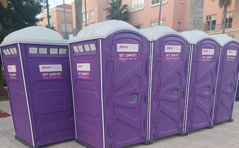port o potties for outdoor event