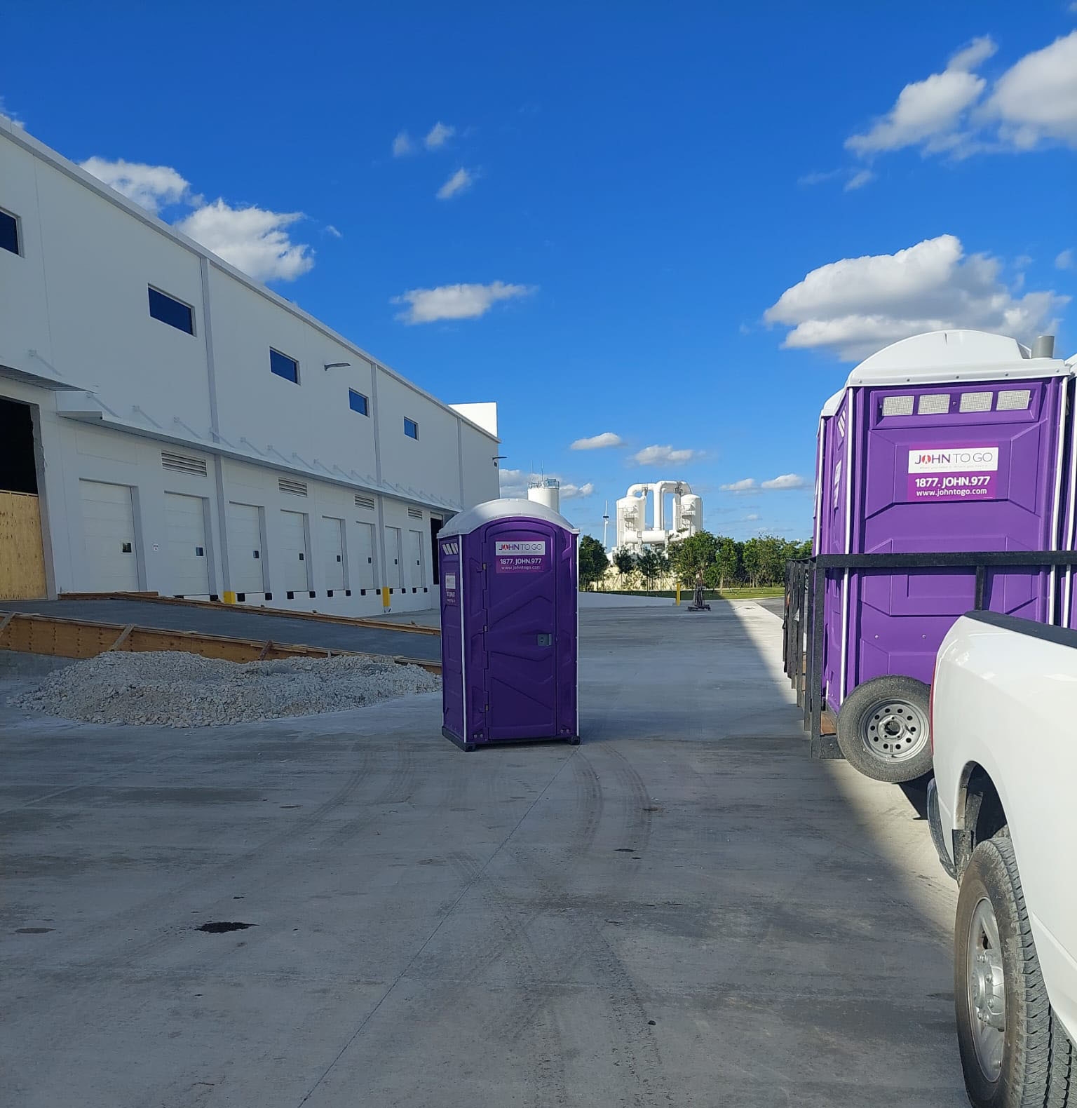 portable restroom rental near Sarasota, Florida